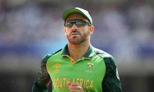 Change-room is hurting, guys are down: du Plessis