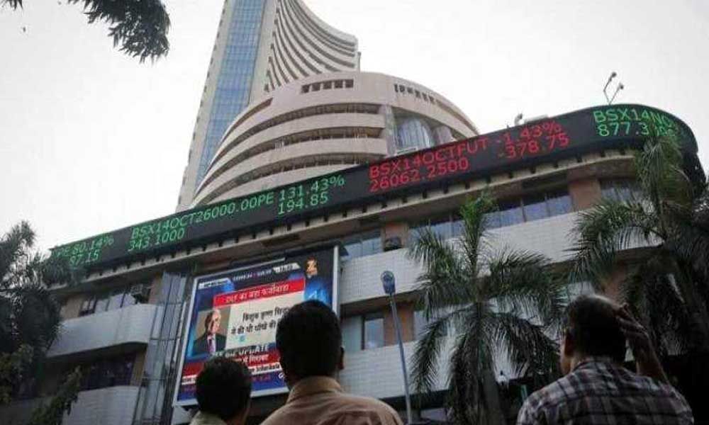 Markets eke out gains in choppy trade; log weekly loss