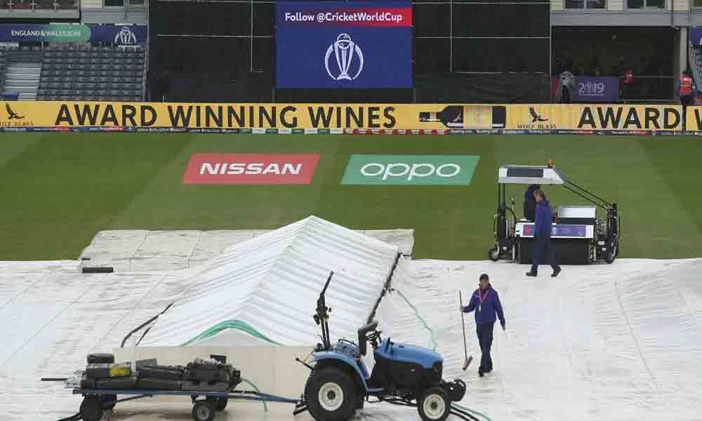 Pakisthan, Sri Lanka split points after wash out