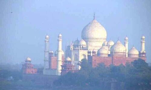 Norms go up in smoke as illegal brick kilns mushroom around Taj