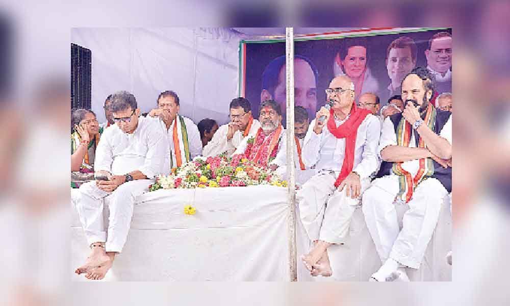 Bhatti goes on fast-unto-death to protest CLP merger with TRS