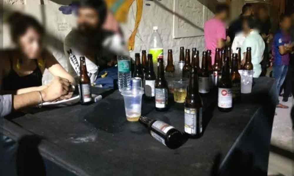 Rave party busted in South Delhi, 8 held