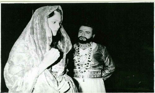 Tribute to the theatre doyen