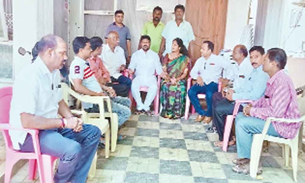 Corporator Alakunta Saraswathi assures of solving civic issues
