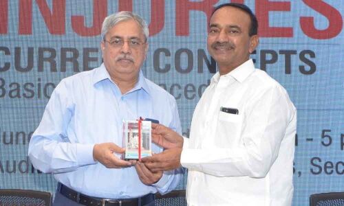 Treating shoulder injuries without opening joint