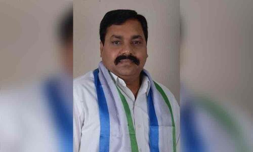 Kakani loses cabinet berth to Goutham