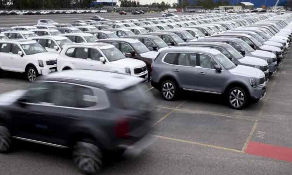 Auto sales hit 18-year low