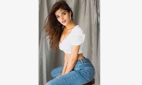 500px x 300px - Nidhi Agarwal: Latest News, Videos and Photos of Nidhi Agarwal | The Hans  India - Page 1