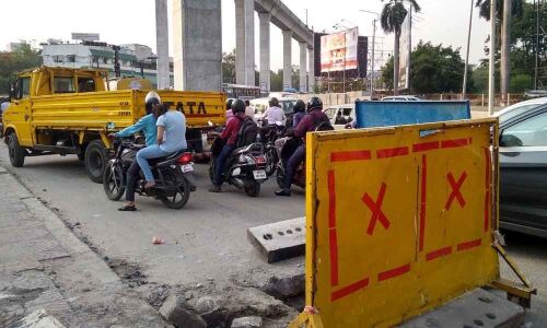 Traffic snarls raise commuters hackles