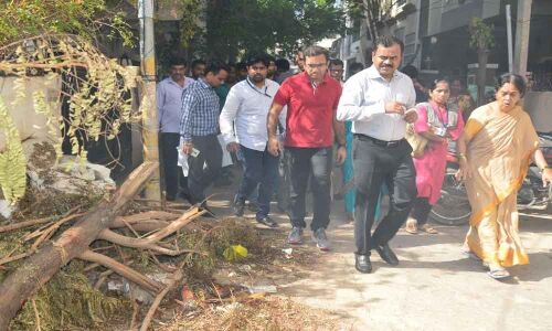 Dana Kishore conducts surprise inspections