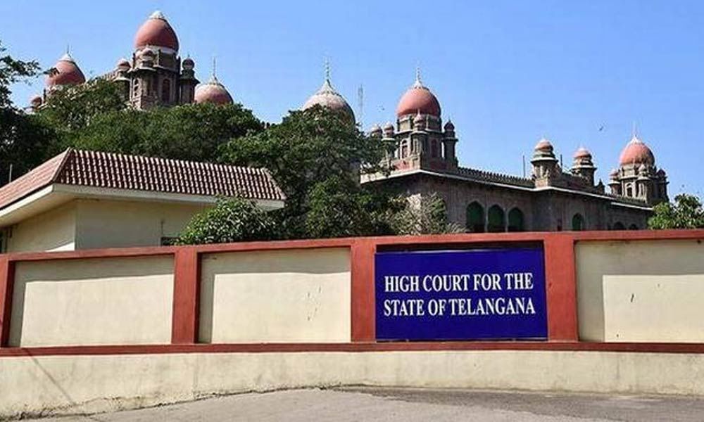 HC issues notice to Telangana assembly speaker for merging CLP into TRS