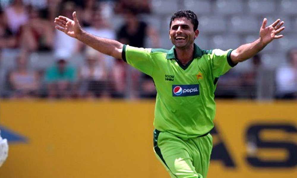 Amir confessed to spot-fixing after Afridi slapped him: Razzaq