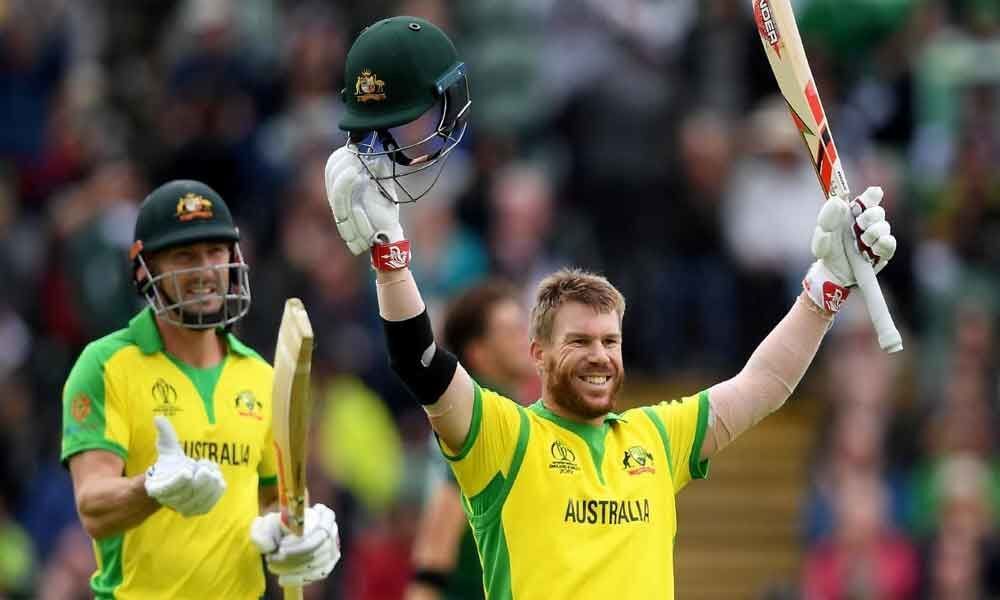 Australias Warner scores World century against Pakistan