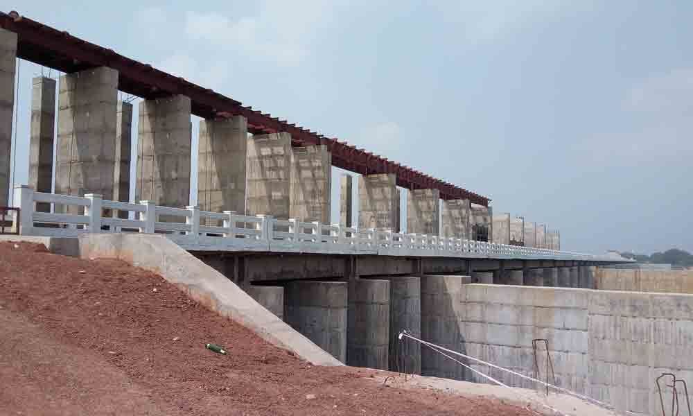 Penna Barrage needs funds for completion in Nellore