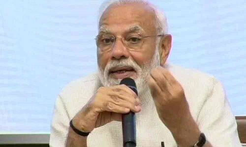 Modi should clear air on GDP growth