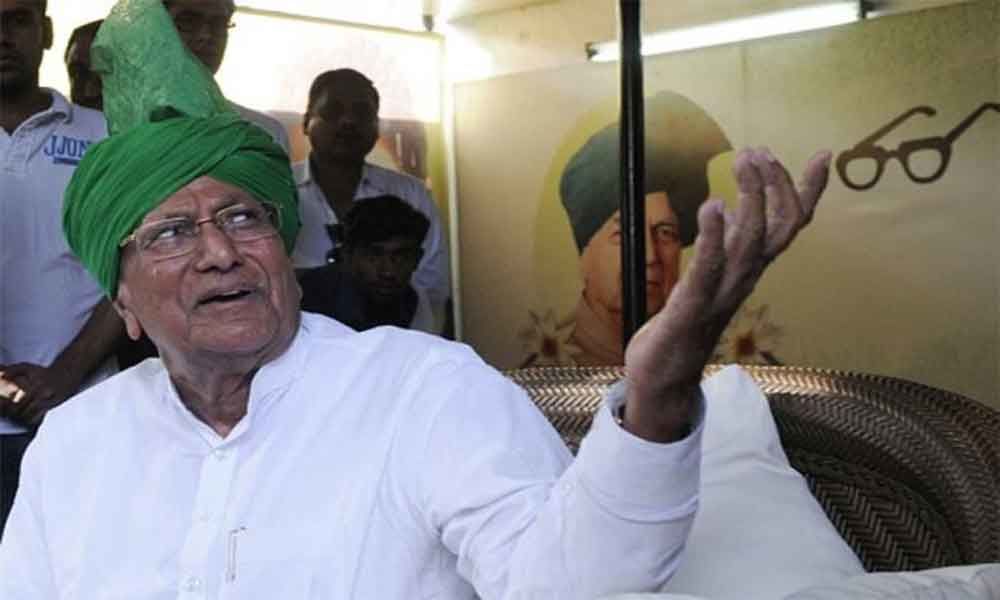 Android phones found in ex-Haryana CM Chautalas Tihar jail cell