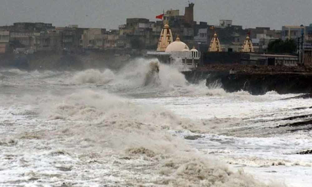 Cyclone Vayu to recurve, may hit Kutch