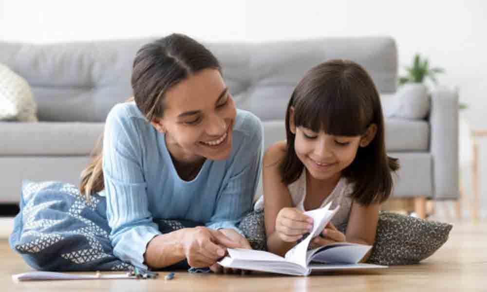 Language-savvy parents boost kids reading ability