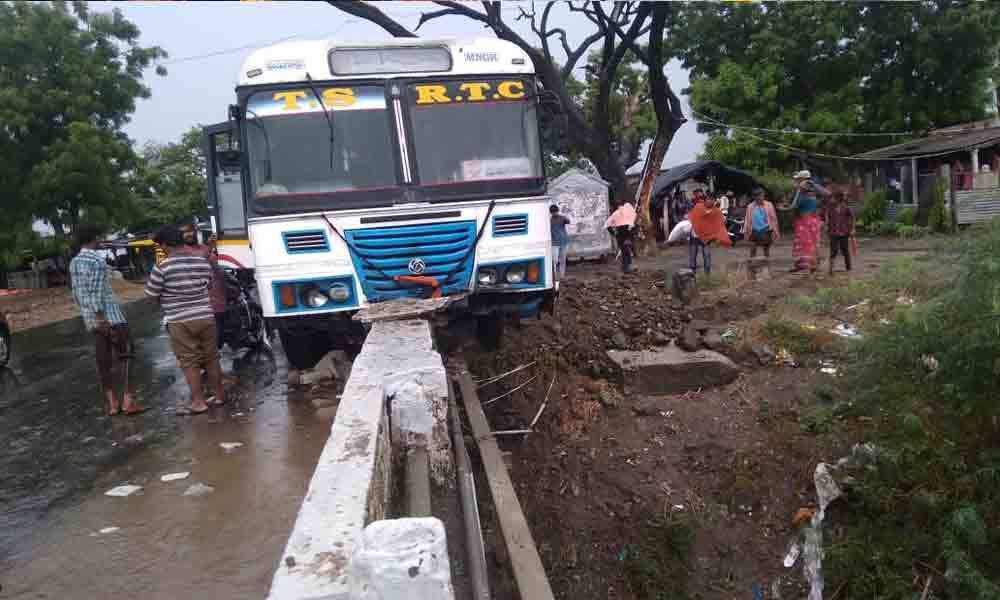 Narrow escape for 66 bus passengers bound for Manuguru