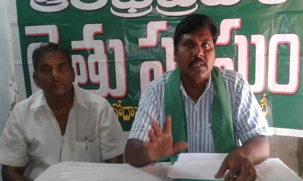 Compensation to Chintalapudi evacuees demanded