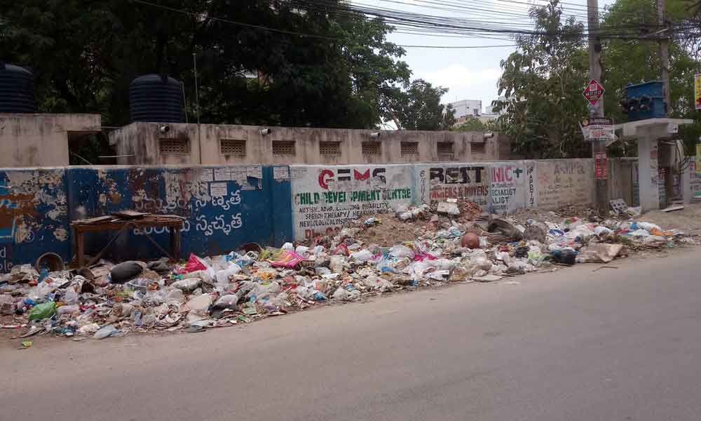 Roadside turns into dumping yard