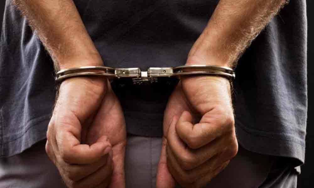 Dacoity attempt foiled; 5 held with daggers