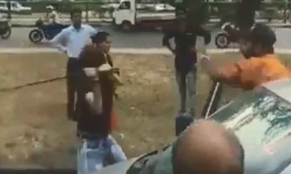 Woman thrashes man with iron rod in public view in Chandigarh