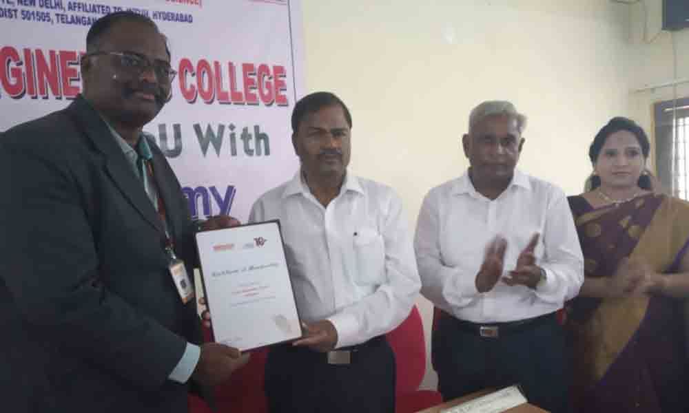 Pallavi Engineering College signs MoU with ICT Academy