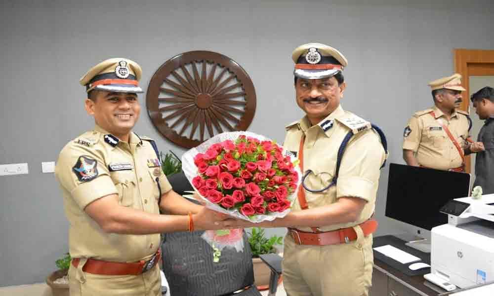 New Commissioner of Police accords top priority to law & order