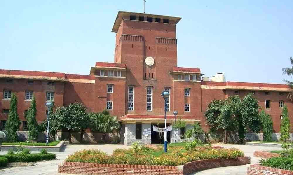 Delhi Universitys Hindu collegegets more entriesthan seats