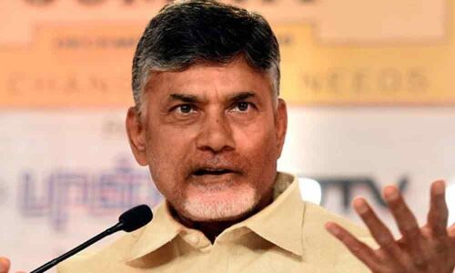 People of 14 villages meet Naidu to extend support on Praja Vedika demolition