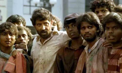 Check Out Hrithik Roshan And His Students In Basanti No Dance