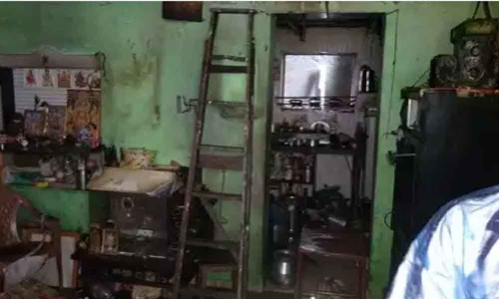 Four of family injured in fire after gas leakage in Maharashtra