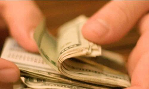 Flipping currency notes, old tellers loved task!