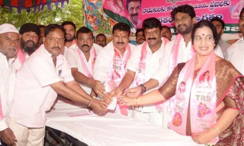 TRS govt implementing several welfare schemes, says Talasani