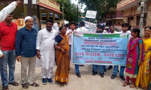 Student rally against plastic use get good response