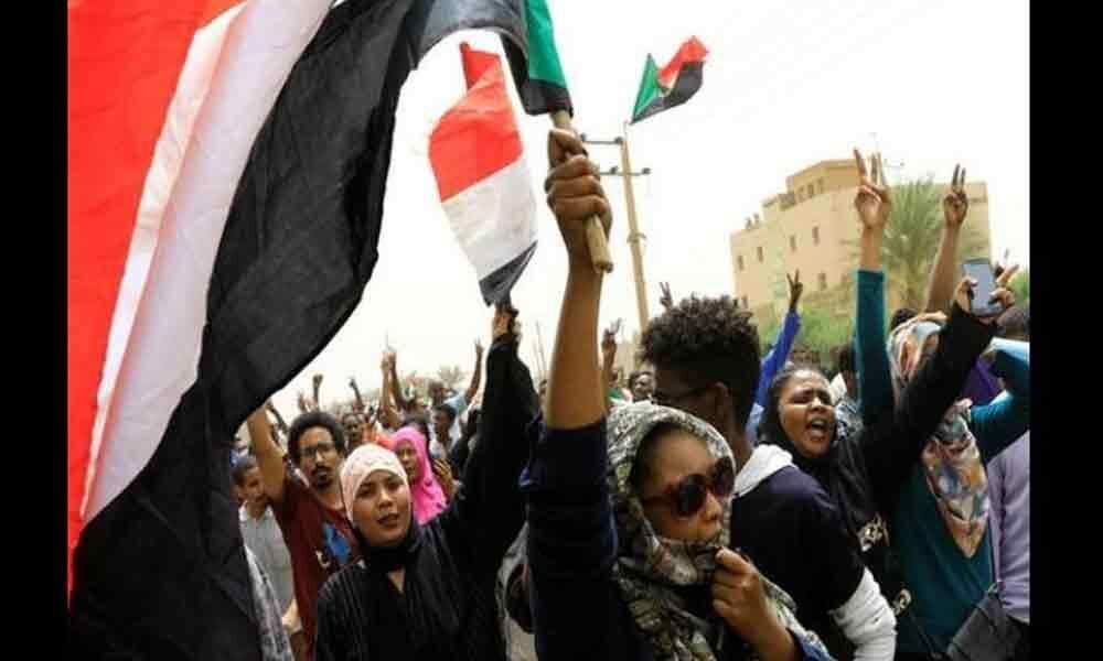 1 killed, 9 injured in fresh mass protest to demand civilian rule in Sudan