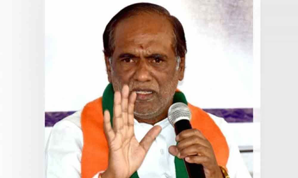 BJP leaders meet prez over Telangana inter board fiasco