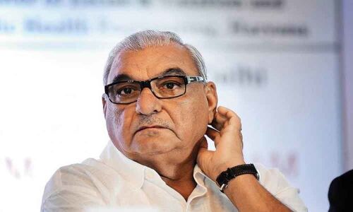 Bhupinder Singh Hooda appears before CBI court in relation to Manesar land scam case