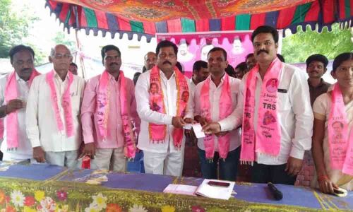 Tungaturthi: MP Lingaiah asks TRS cadre to put Tungaturthi on top