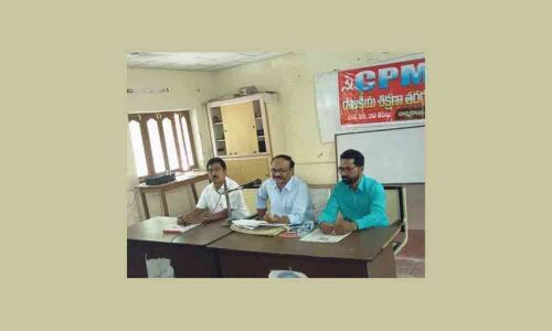 BJP, TRS hoodwinked people: CPM