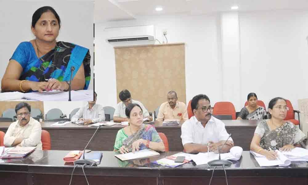 Joint Collector reviews land acquisition process
