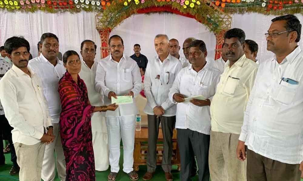 Kalyana Lakshmi cheques distributed