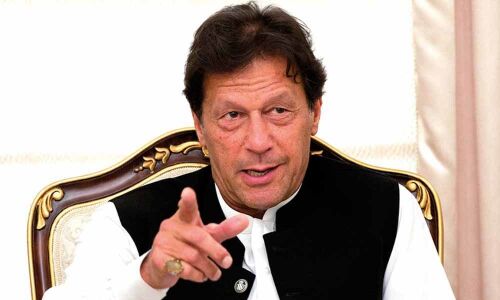 PM Imran Khan tells Zardari and Sharif to return looted money and leave Pakistan