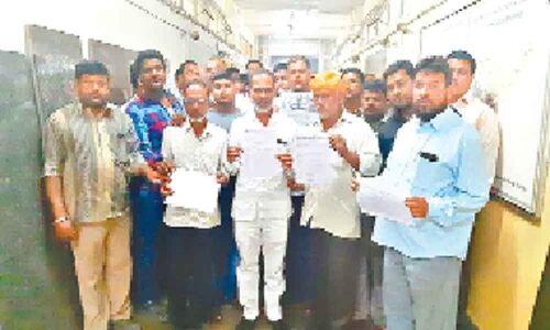 Take action against illegal sand traders