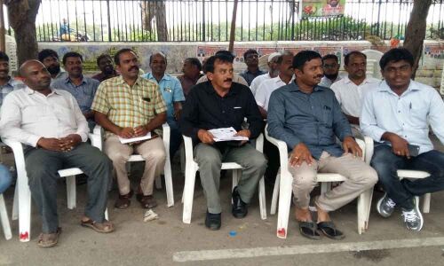 Contractors demand payments as per new rates