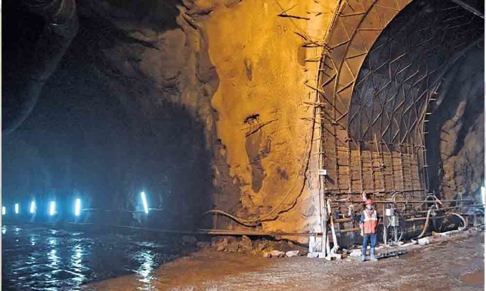 Karivena oustees put spanner in reservoir works in Mahbubnagar