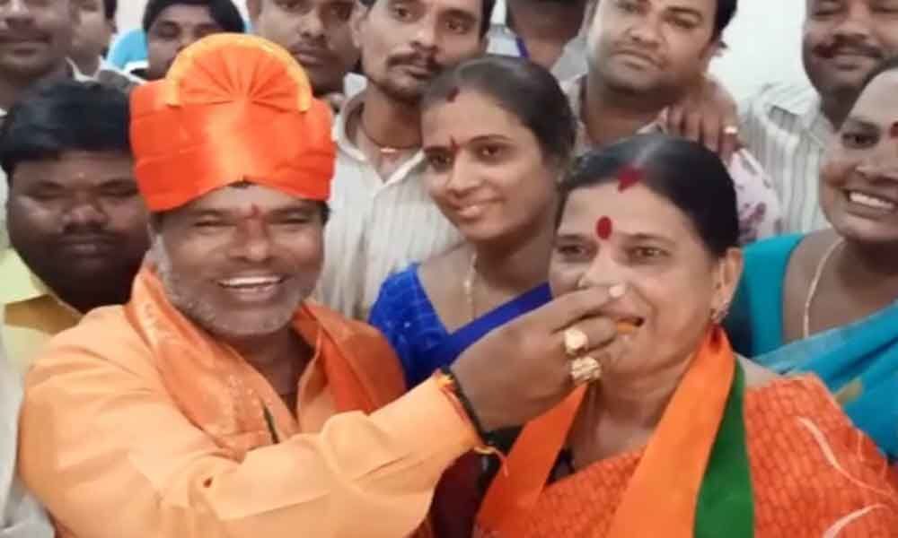 BJP celebrates invalidation of TRS corporators election