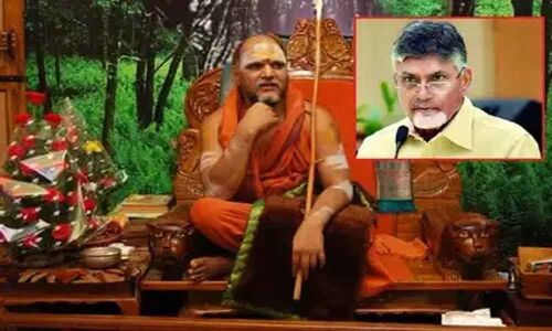Swami Swaroopanandendra Saraswati comments on Chandrababu Naidu