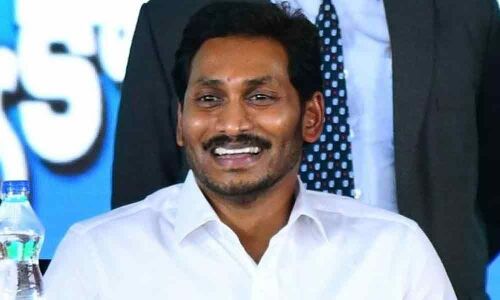 CM YS Jagan attends YSRCP MLAs workshop